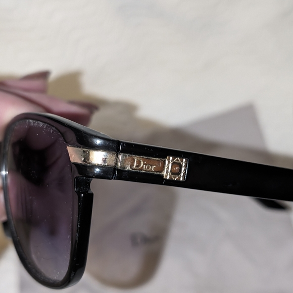Dior Sunglasses - Picture 2 of 6